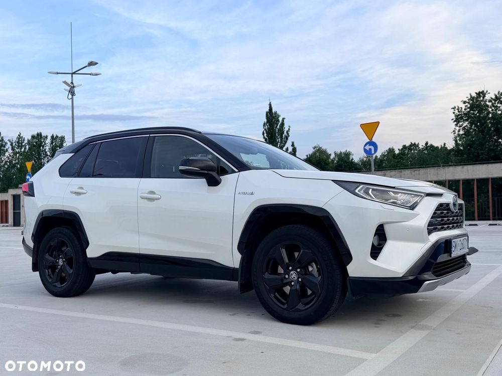 Toyota RAV4 2.5 Hybrid Black Edition by JBL 4x2 - 18