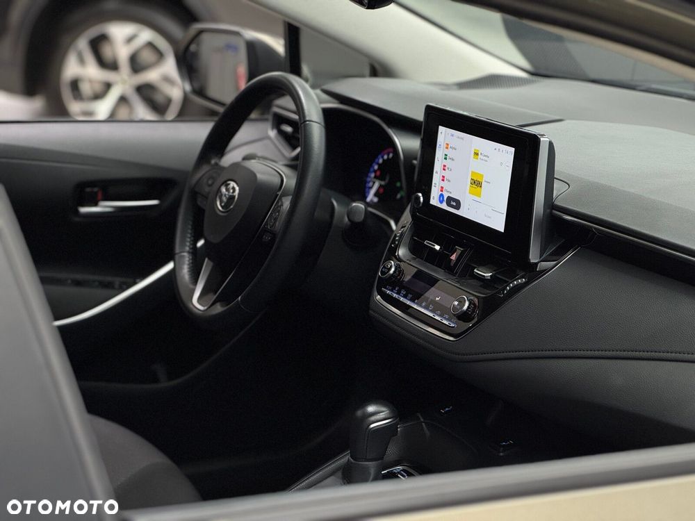 Toyota Corolla 1.8 Hybrid Comfort - 38