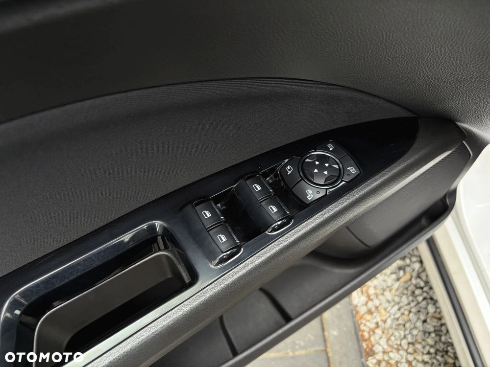 Ford Mondeo 2.0 EcoBlue Titanium - 33