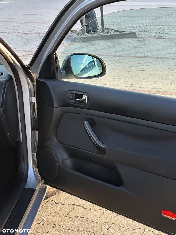 Volkswagen Golf 2.0 Highline - 16