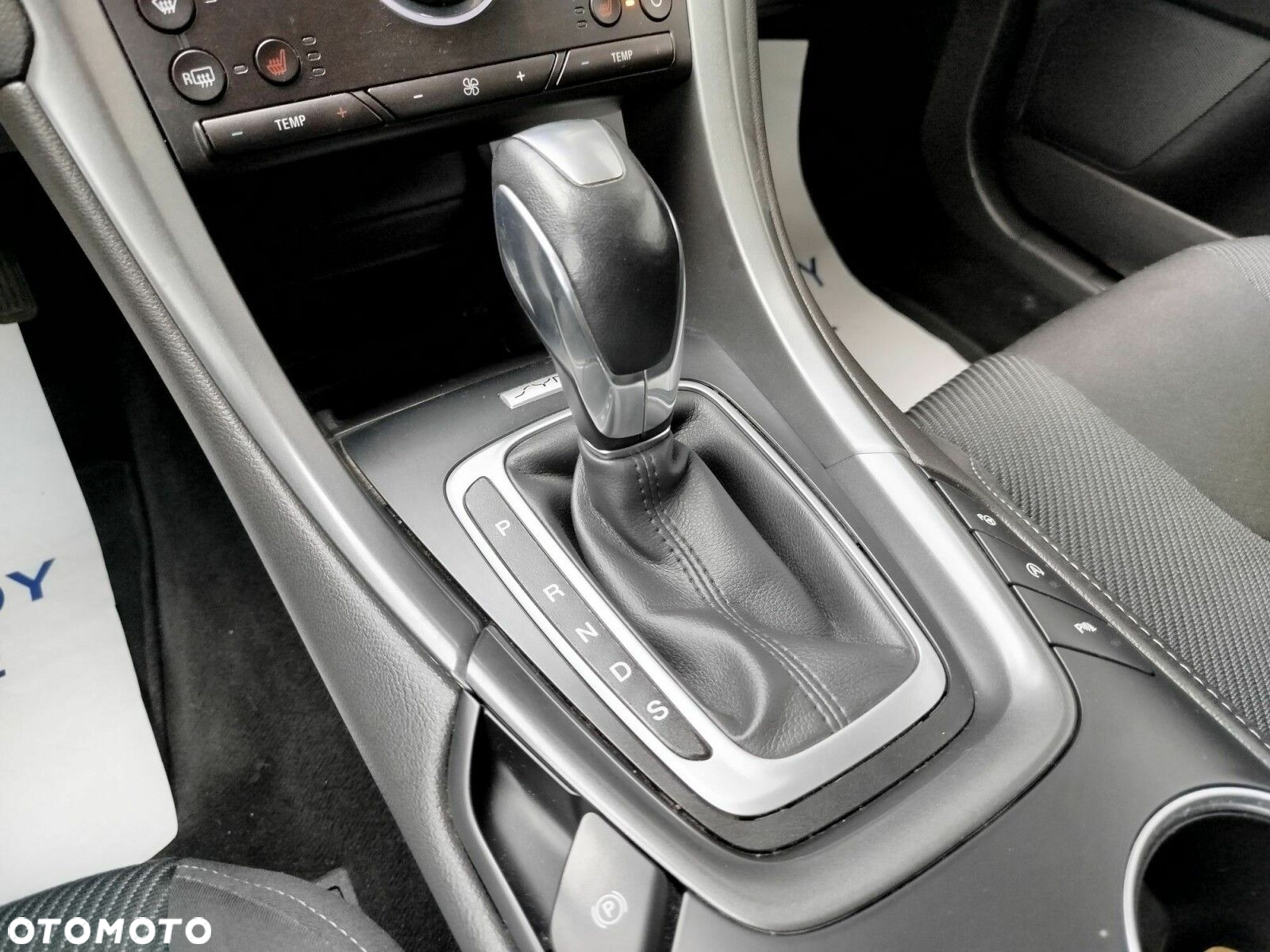 Ford Mondeo 1.5 EcoBoost Titanium - 24