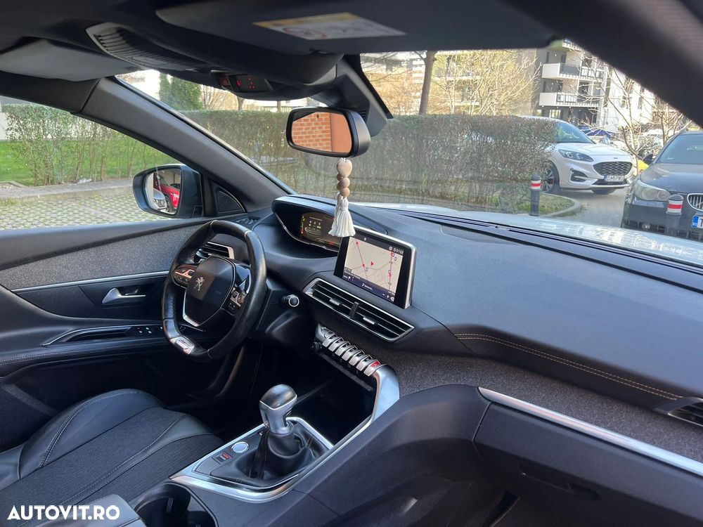 Peugeot 3008 - 11