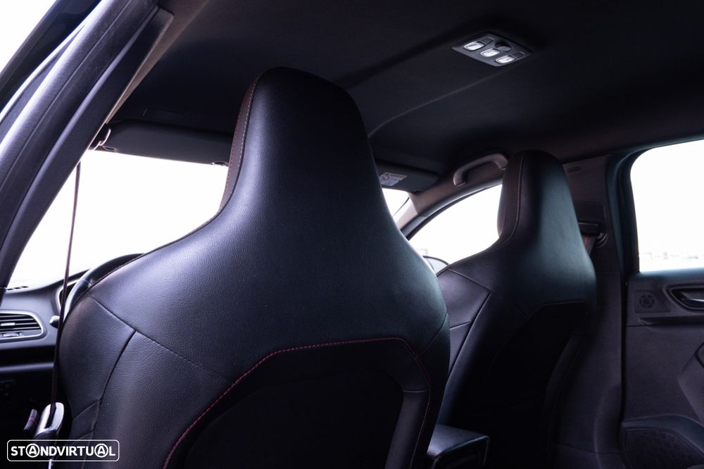 Renault Mégane 1.5 Blue dCi R.S. Line EDC - 23