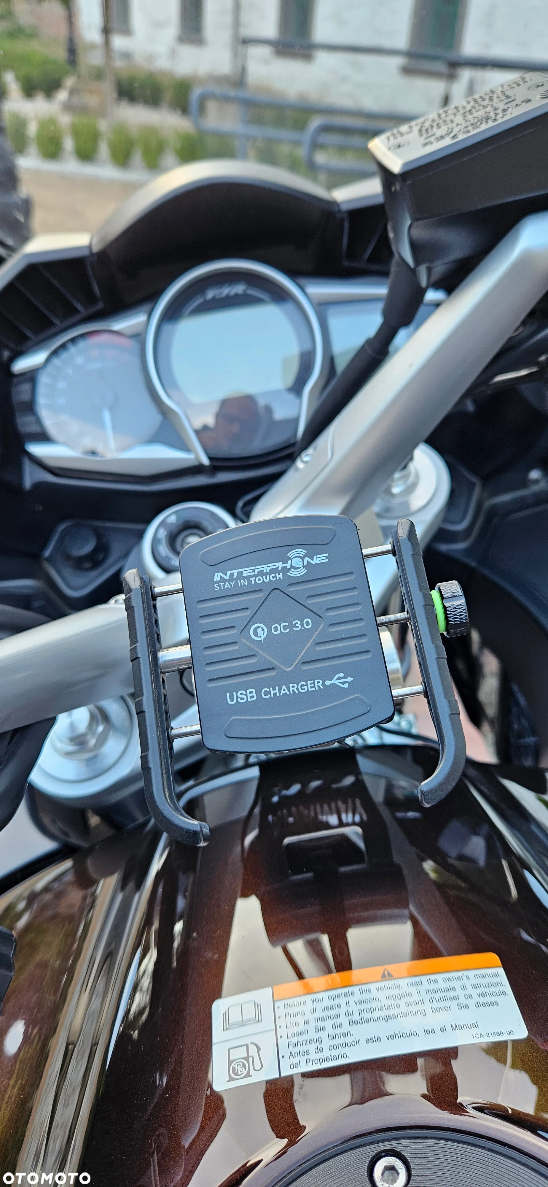 Yamaha FJR - 13