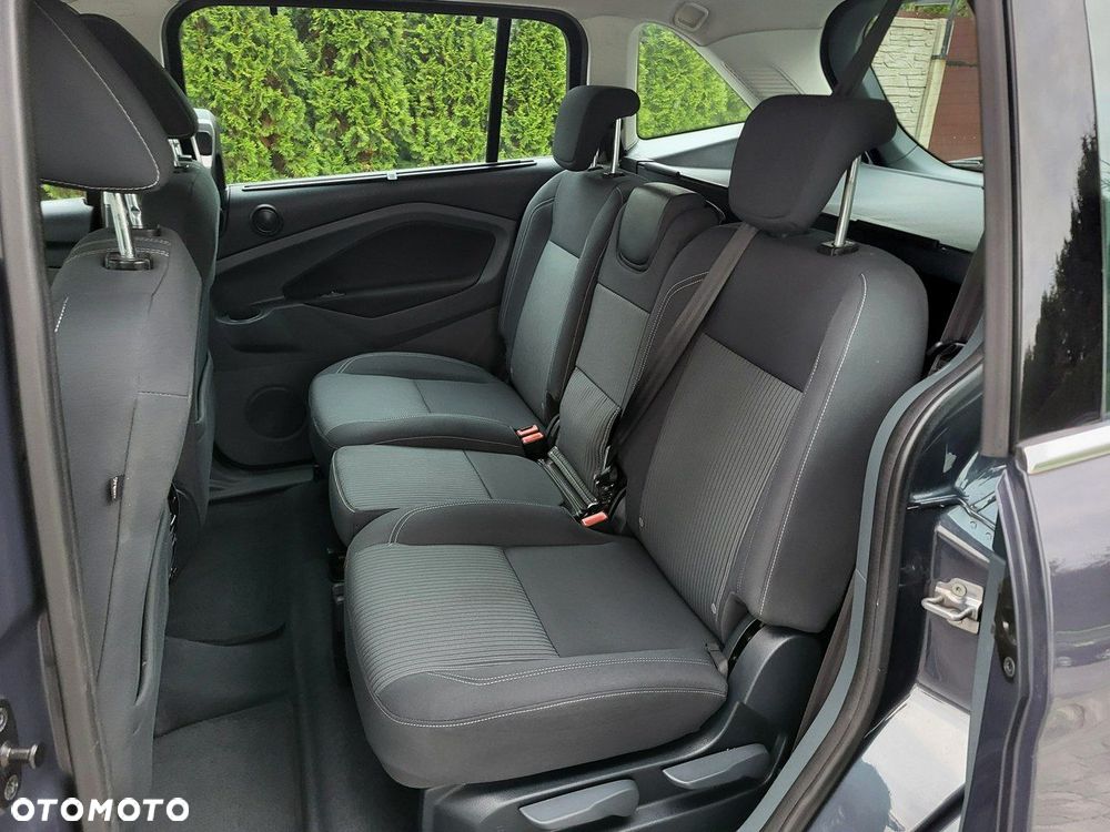 Ford Grand C-MAX - 12