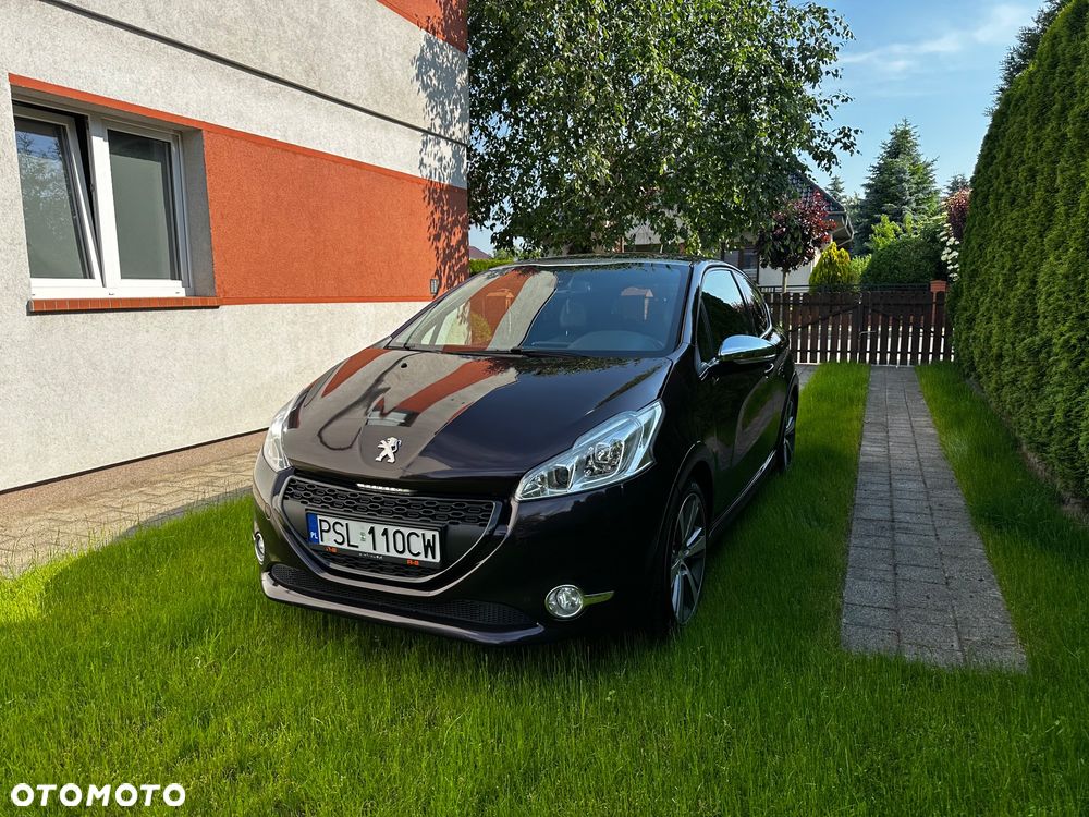 Peugeot 208 1.6 THP Allure - 1