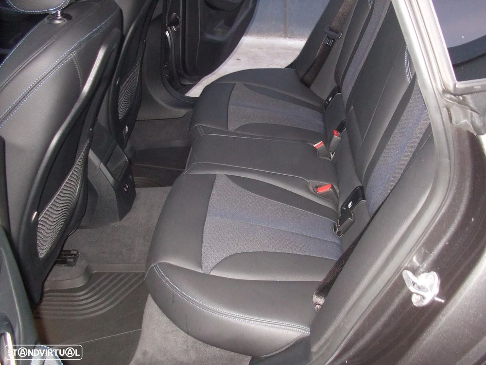 BMW 216 Gran Coupé d Pack Desportivo M - 15