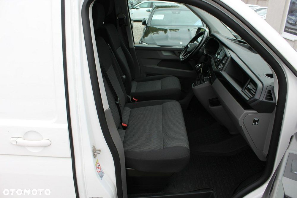 Volkswagen Transporter - 12