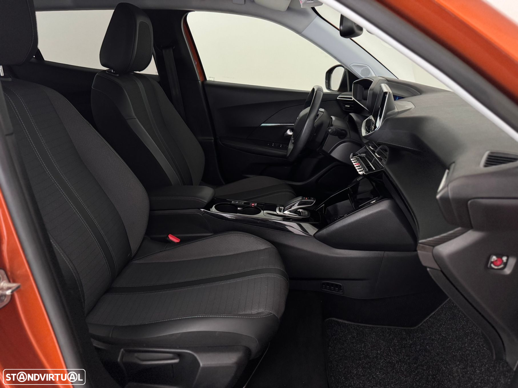 Peugeot 2008 - 13