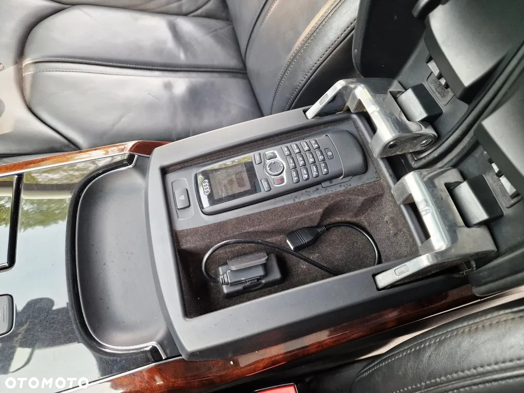 Audi A8 - 37