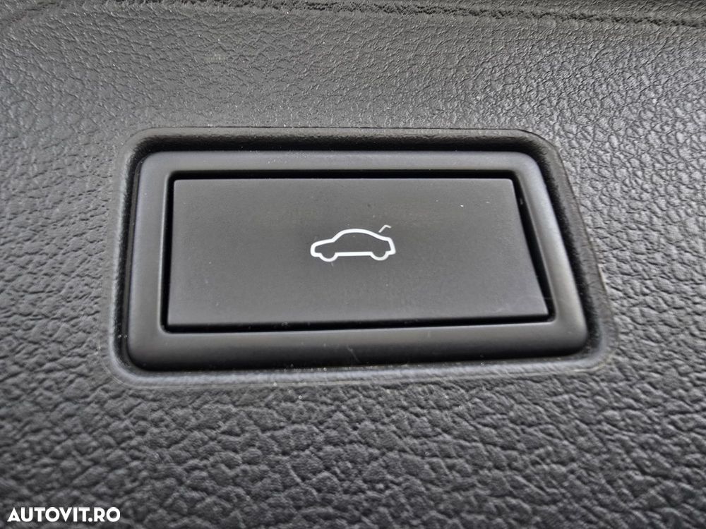 Volkswagen Passat 2.0 TDI SCR DSG Business - 18