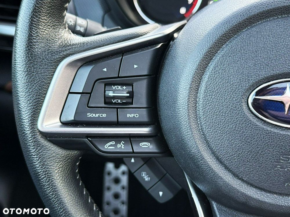 Subaru Forester 2.0i-L Platinum (EyeSight) Lineartronic - 35