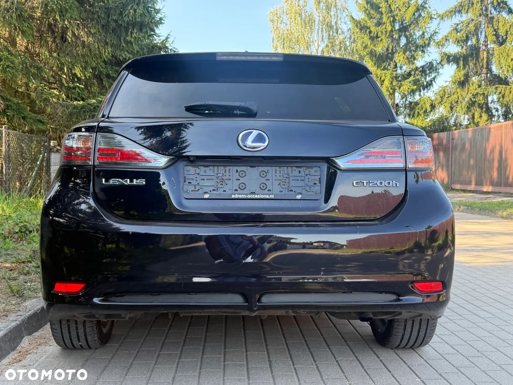 Lexus CT 200h Prestige - 28