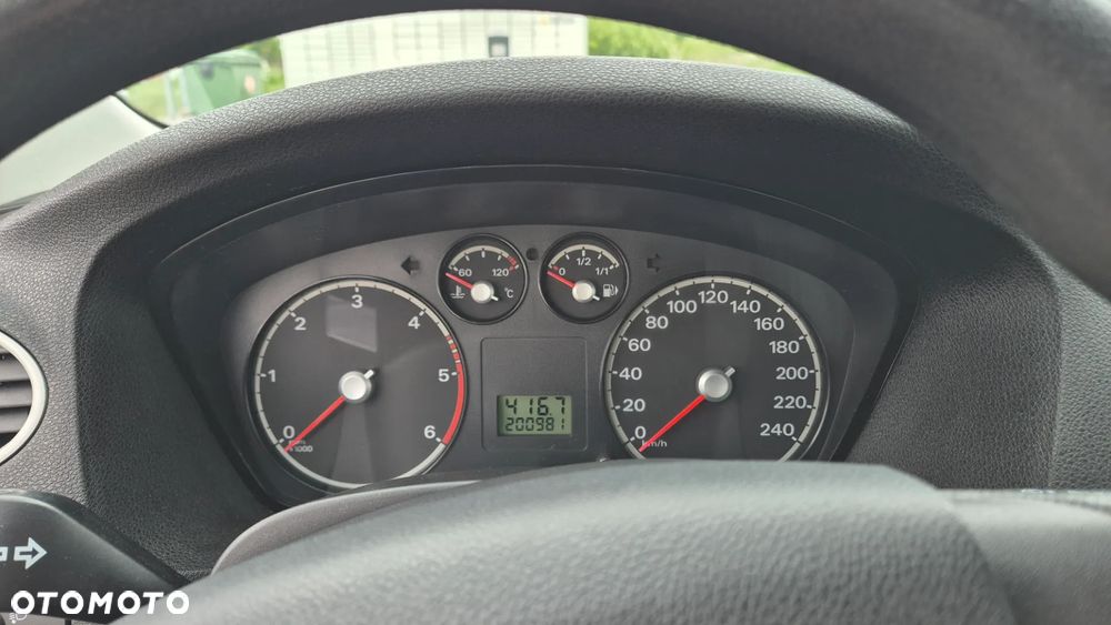 Ford Focus 1.6 TDCi DPF Ambiente - 20