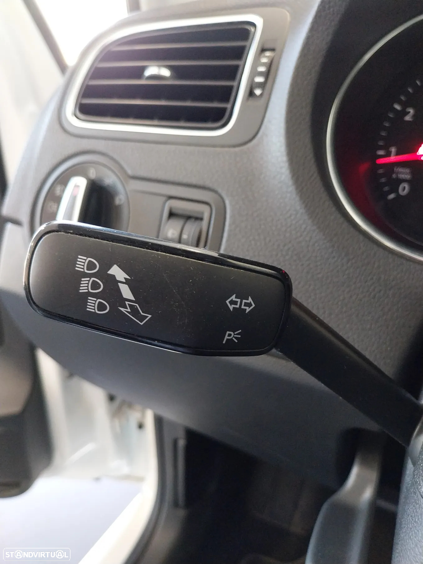 VW Polo 1.0 Confortline Nav - 25