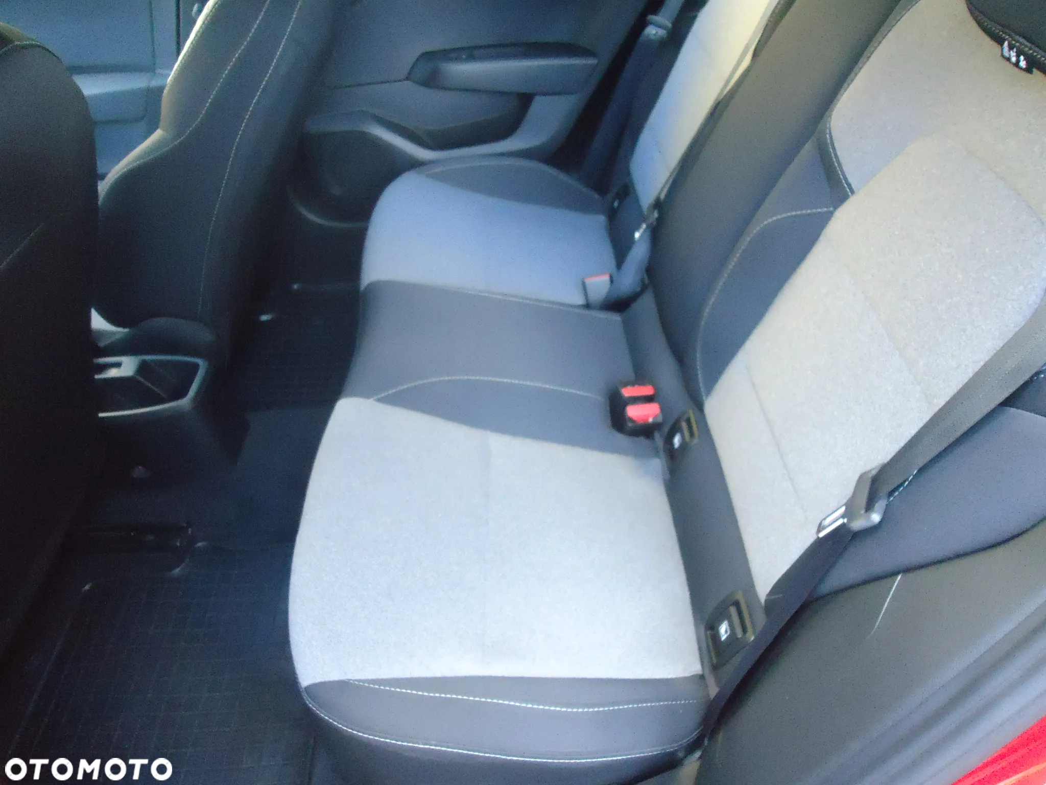 Renault Clio 1.0 TCe Evolution - 12