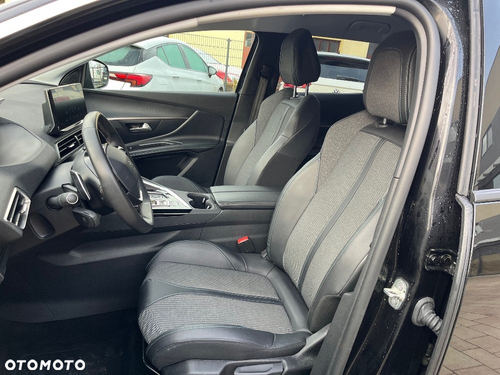 Peugeot 3008 PureTech 130 Stop & Start GPF EAT8 Allure - 9