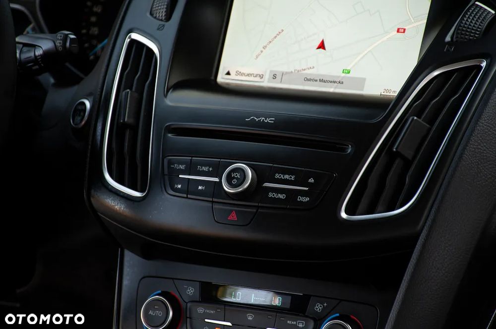 Ford Focus - 11