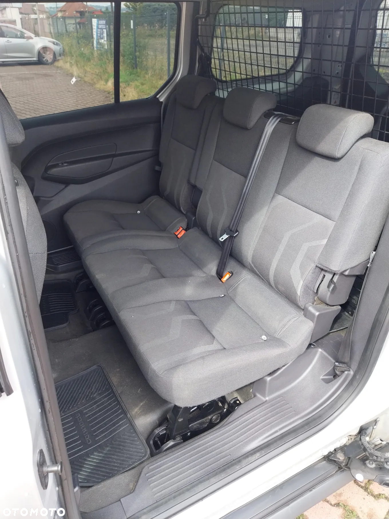 Ford Transit Connect - 9