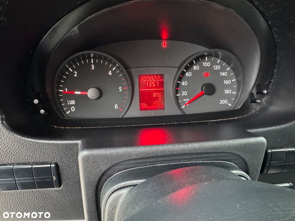 Volkswagen Crafter - 26