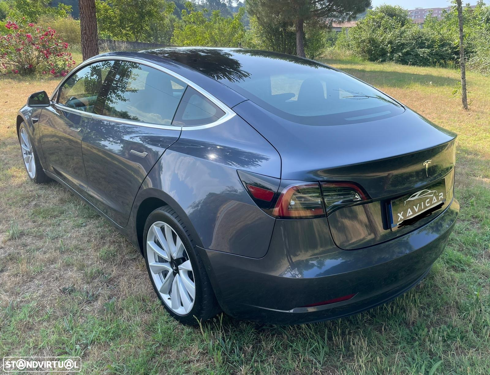 Tesla Model 3 Long-Range Dual Motor AWD - 24