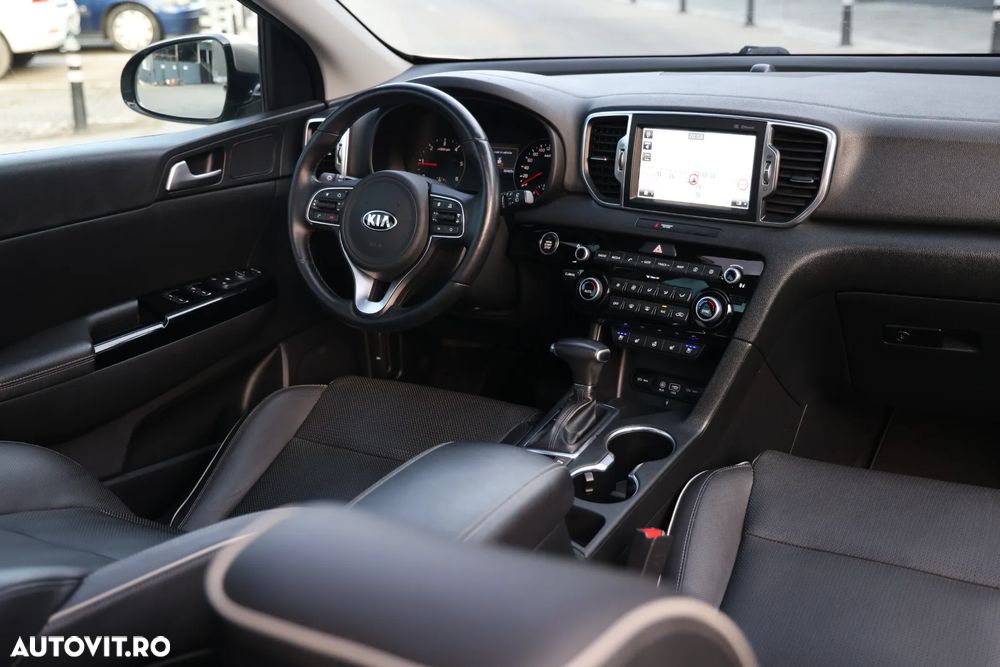 Kia Sportage 2,0 CRDI AWD Aut. Platinum - 8