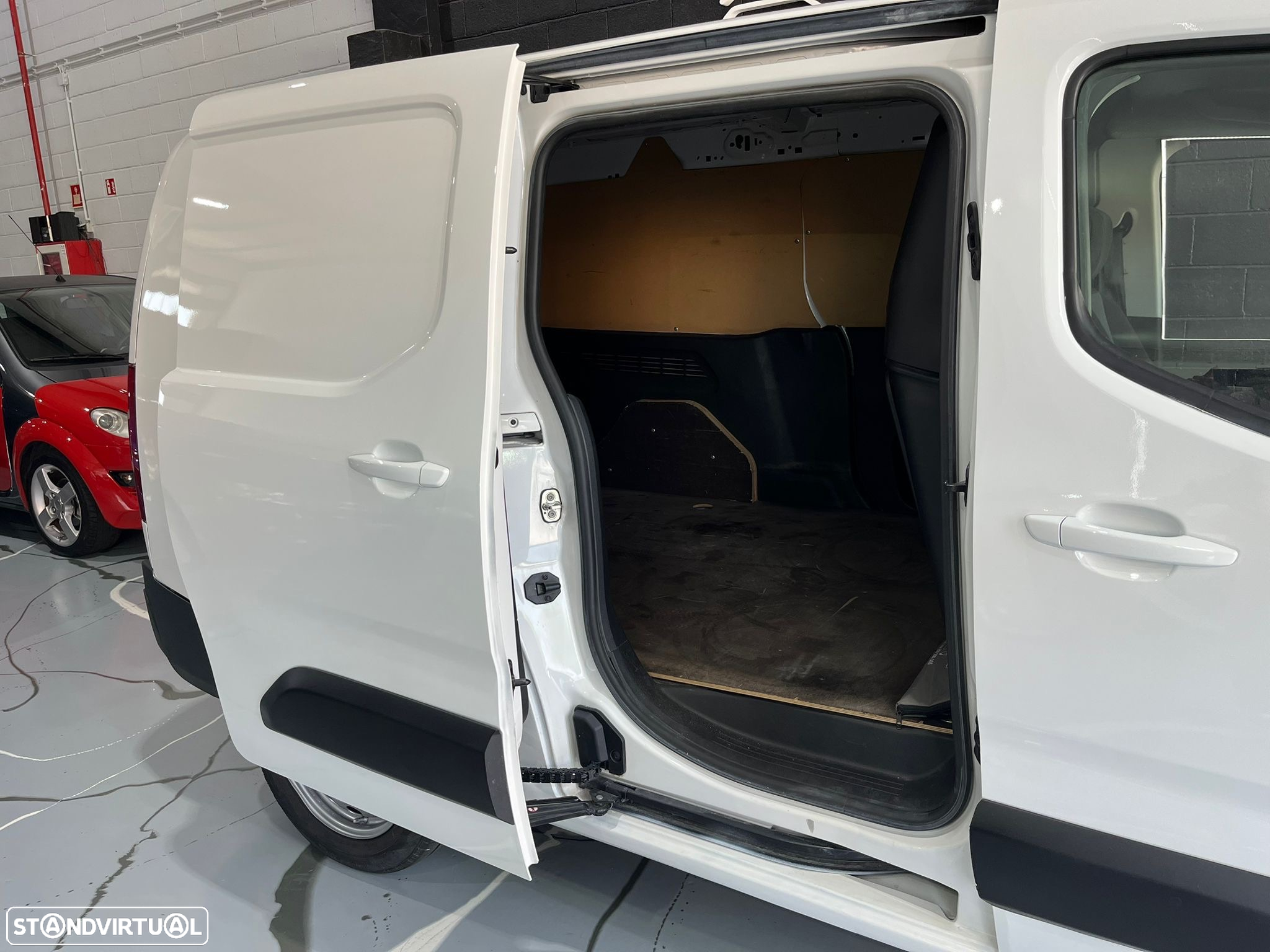 Peugeot Partner Longa 3 Lugares Com  IVA DEDUTIVEL ** - 23