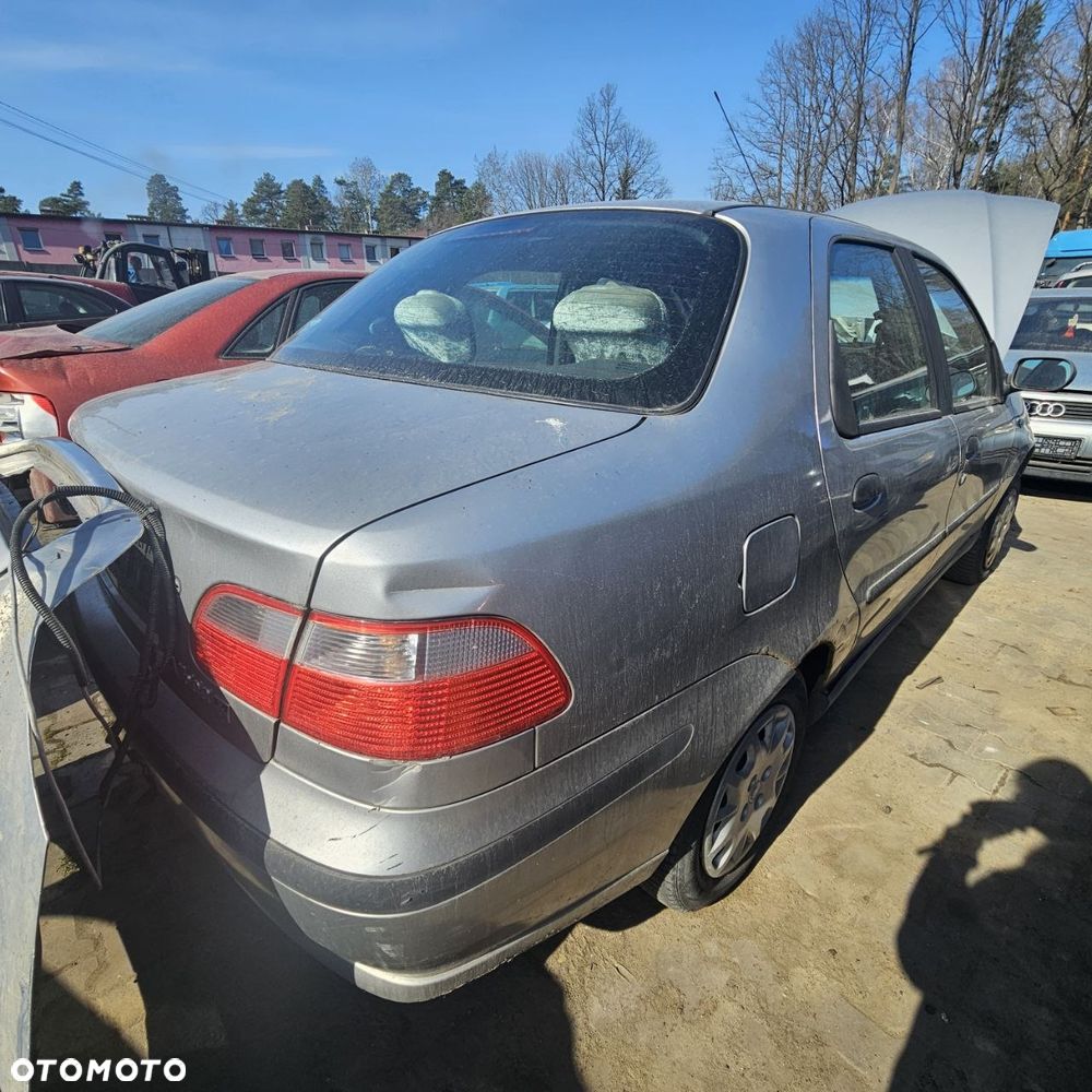FIAT ALBEA, kareta (sedan) 2003r 1,3 B 59 kW / 80KM  pojazd na części: maska, zderzak, drzwi, szyby, lusterka, chłodnica ... - 14