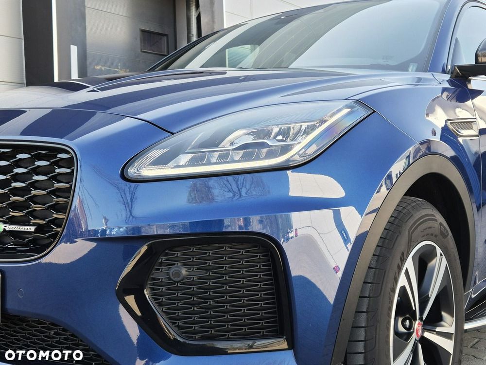 Jaguar E-Pace - 12