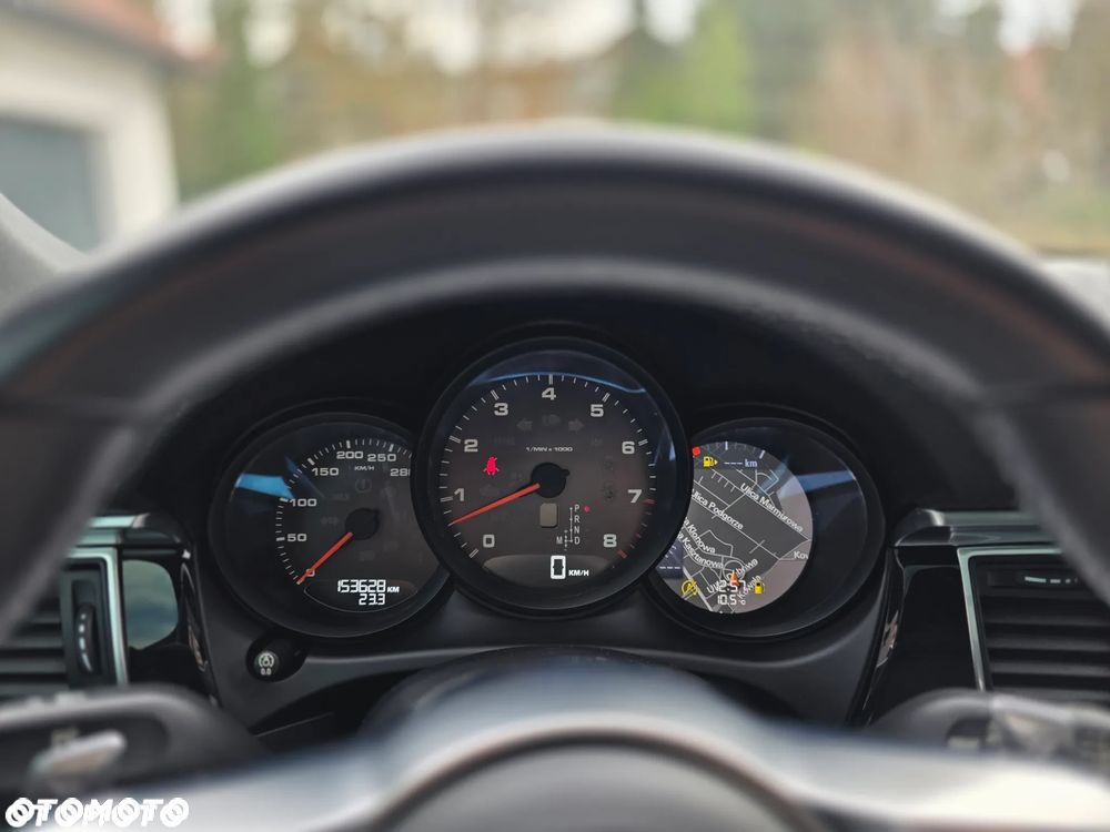 Porsche Macan S - 22