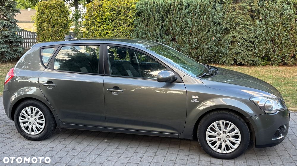 Kia Ceed 1.4 CVVT Vision - 22