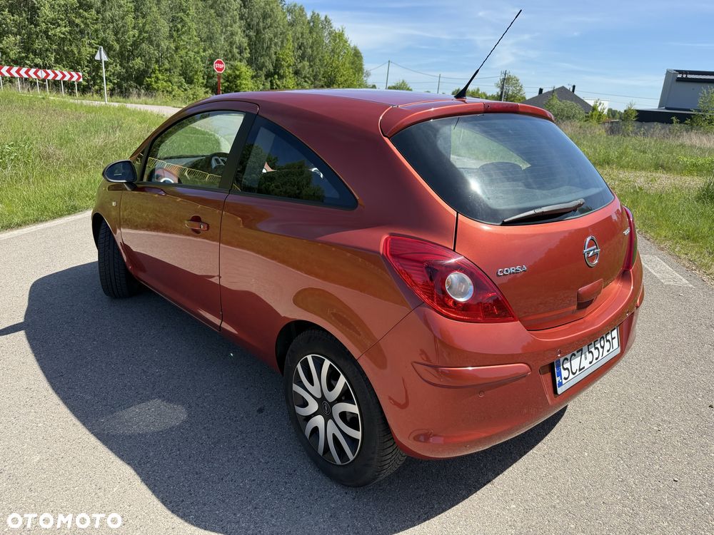 Opel Corsa 2012 photo 4