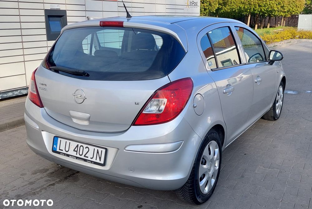 Opel Corsa 1.2 16V - 8