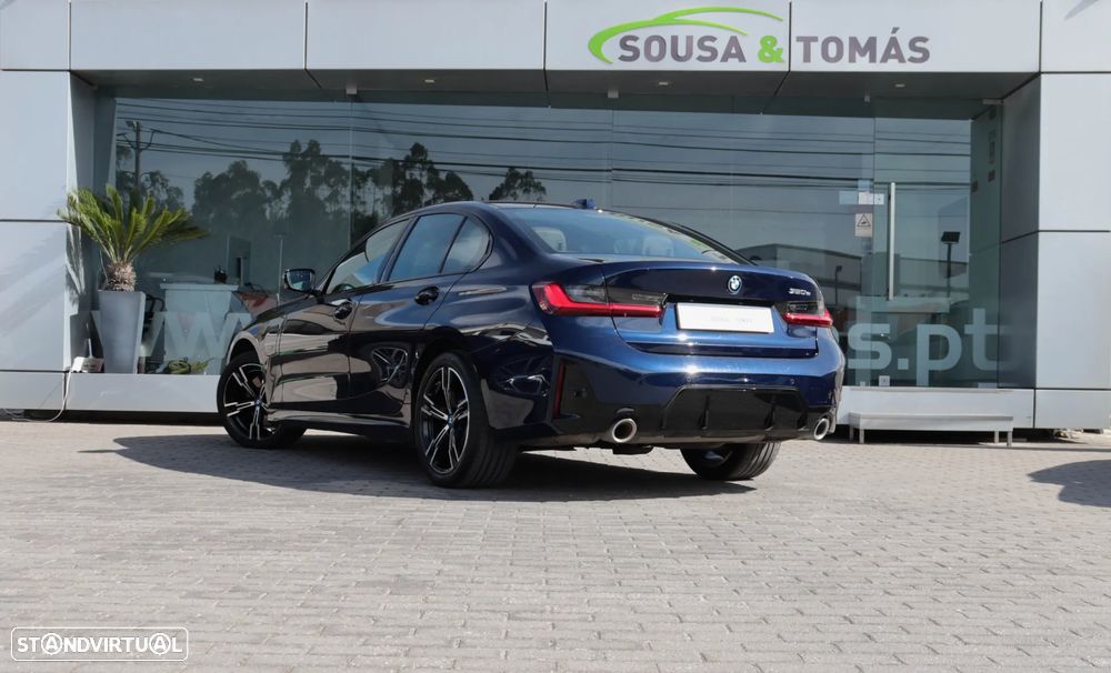 BMW 320 e Pack M Auto — fotografia 3