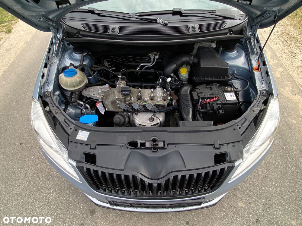 Skoda Fabia 1.2 HTP Ambiente - 17