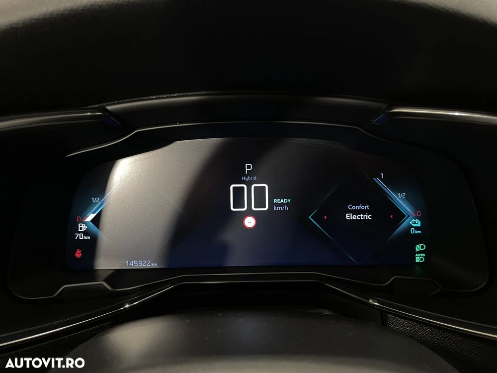 DS Automobiles DS 7 Crossback 1.6 PHeV FWD 225 EAT8 PERFORMANCE LINE + - 33