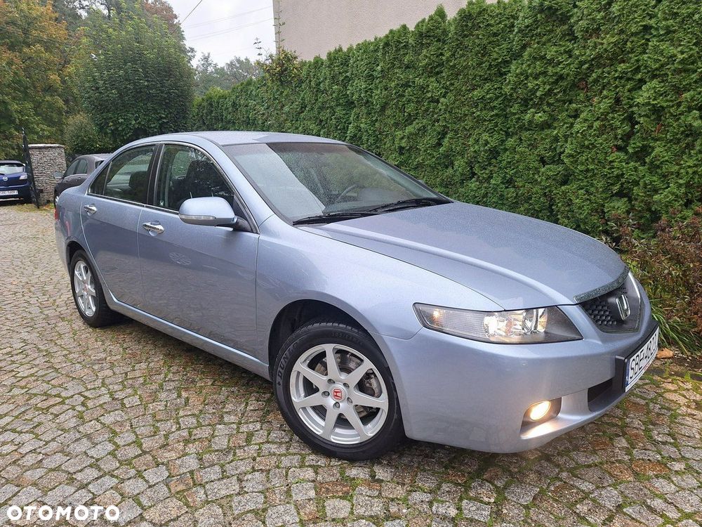 Honda Accord 2.0 Sport - 1