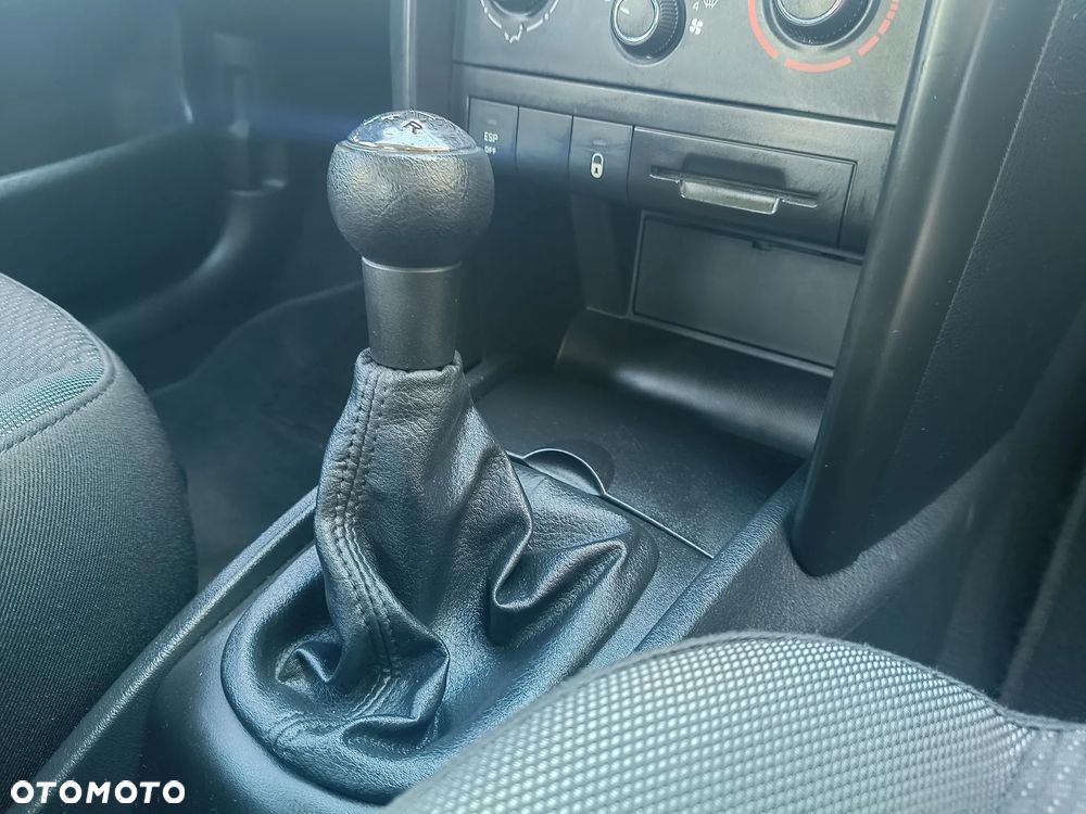 Peugeot 207 75 forever - 16