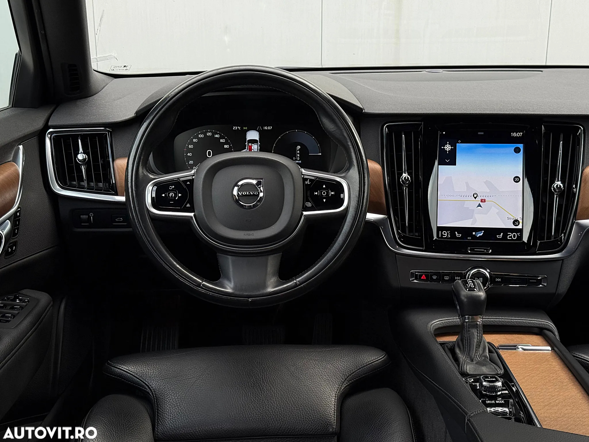 Volvo S90 D4 Geartronic Inscription - 19