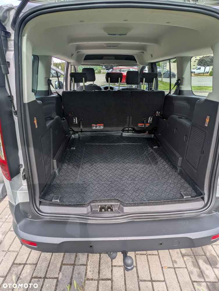 Ford Tourneo Connect 1.5 TDCi Trend - 24