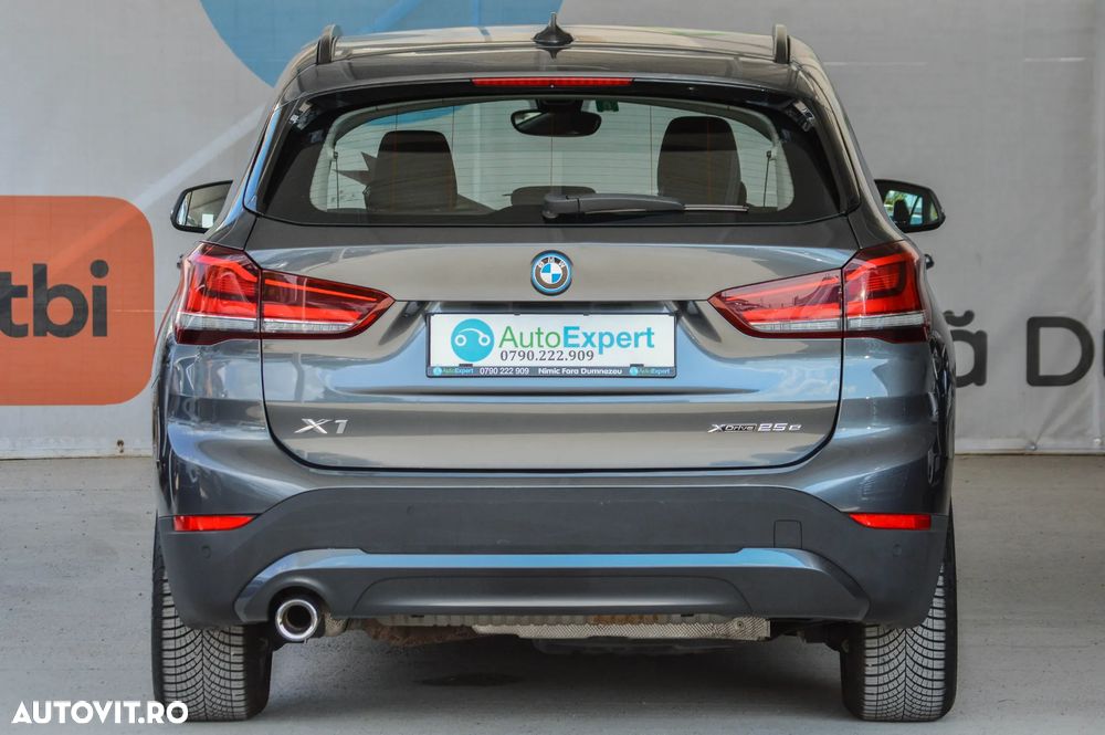 BMW X1 xDrive25e Sport Line - 27