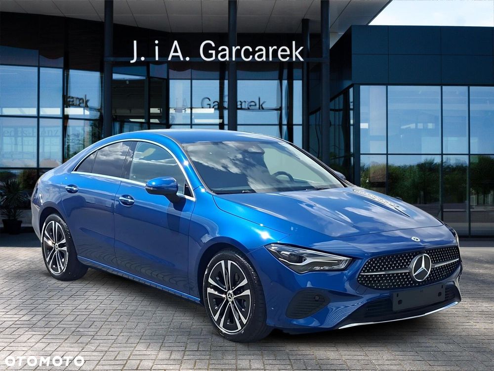 Mercedes-Benz CLA - 8