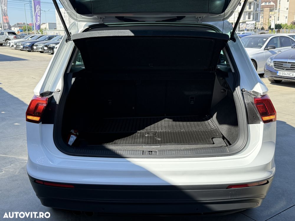 Volkswagen Tiguan 2.0 TDI 4Mot DSG Trendline - 20