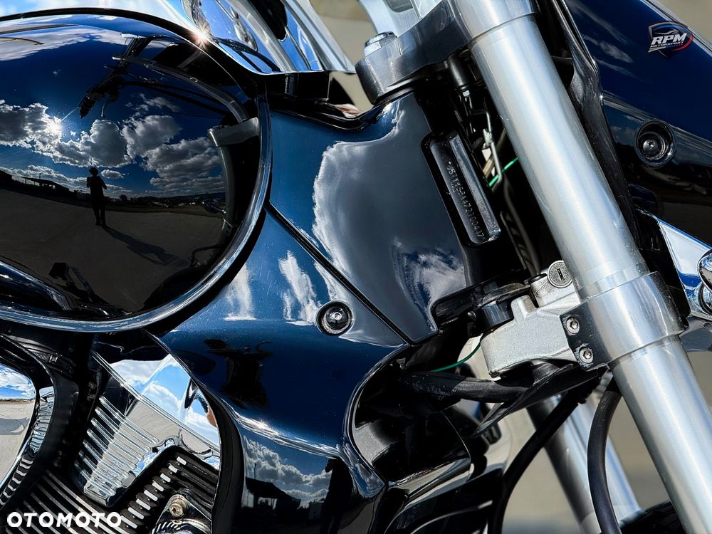 Suzuki Boulevard - 38