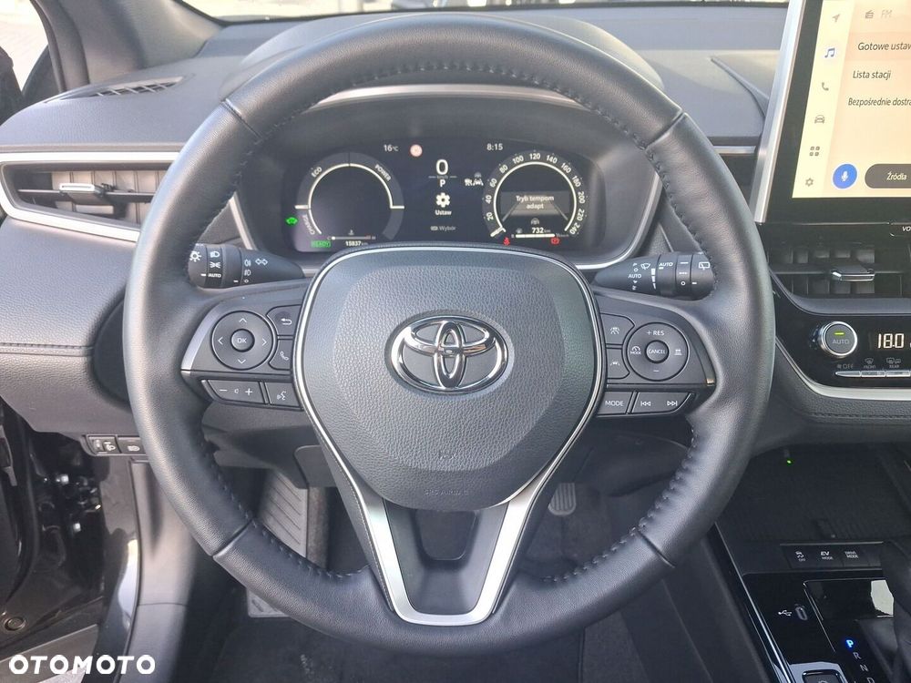 Toyota Corolla Cross - 25