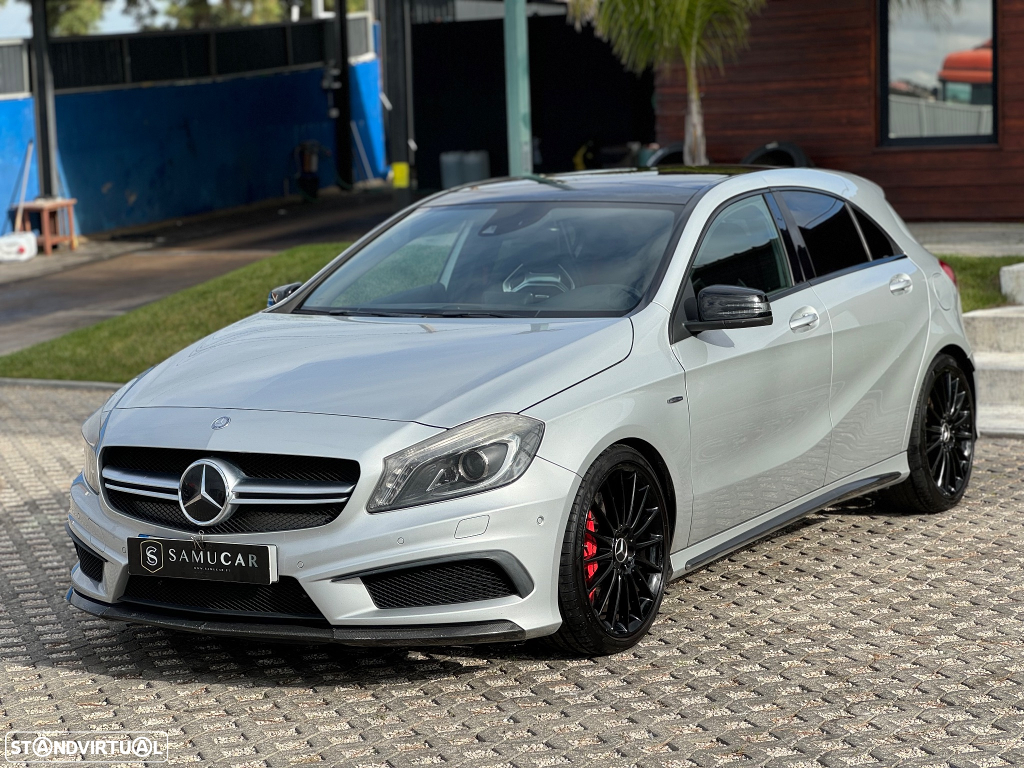 Mercedes-Benz A 45 AMG 4Matic Speedshift 7G-DCT Edition 1 - 2