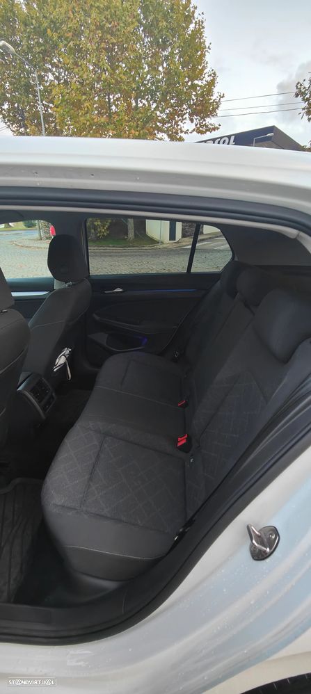 VW Golf 1.0 TSI Life - 9