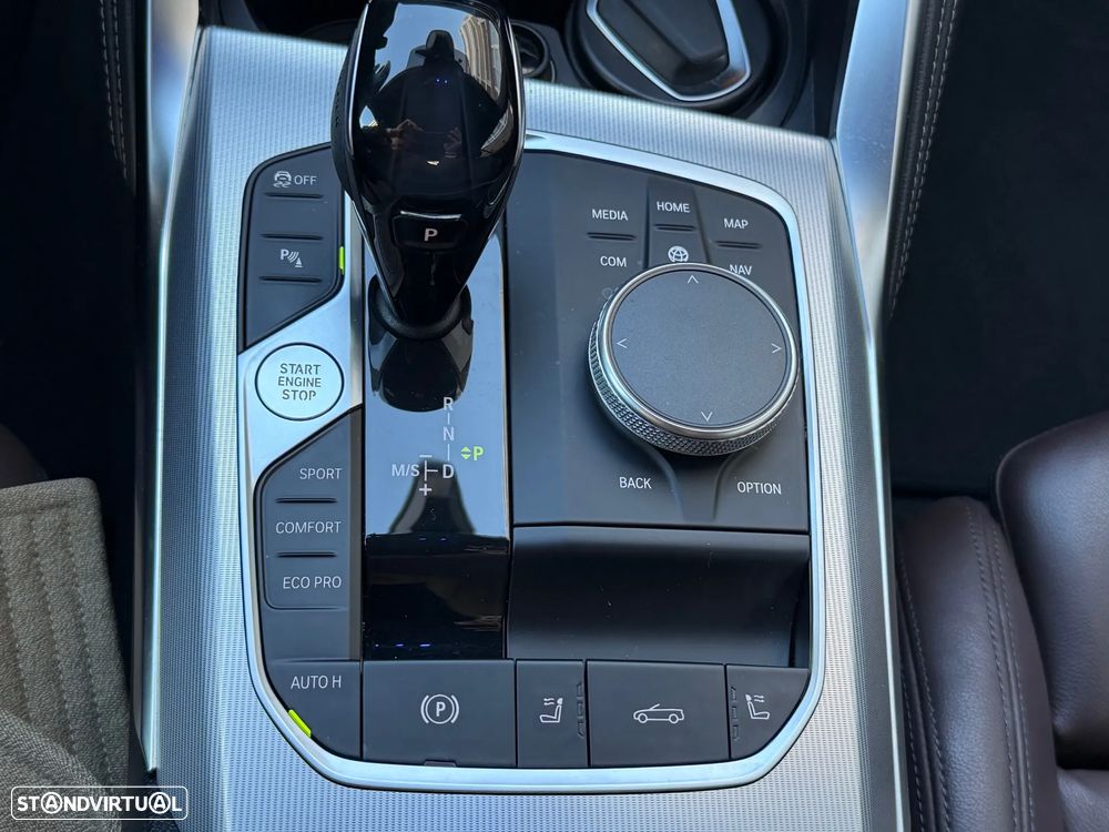 BMW 420 d Desportiva M Auto - 13