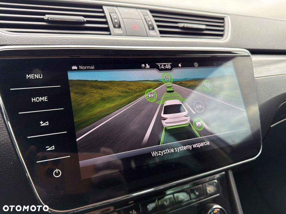 Skoda Superb 2.0 TDI SCR Style DSG - 28