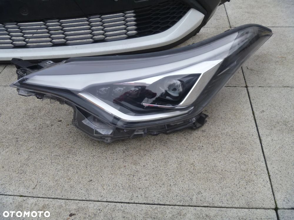 TOYOTA C-HR LIFT LAMPA FULL LED LEWA ORYGINAŁ ŁADNA - 5